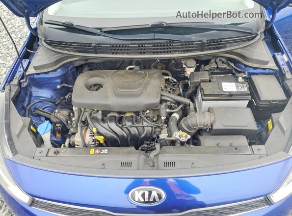 3KPA24AB2KE226220 2019 KIA RIO Blue Rear interior view