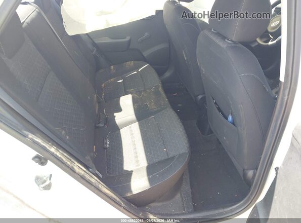 3KPA24AB3JE078593 2018 KIA RIO White VIN կոդի պիտակի տեսք