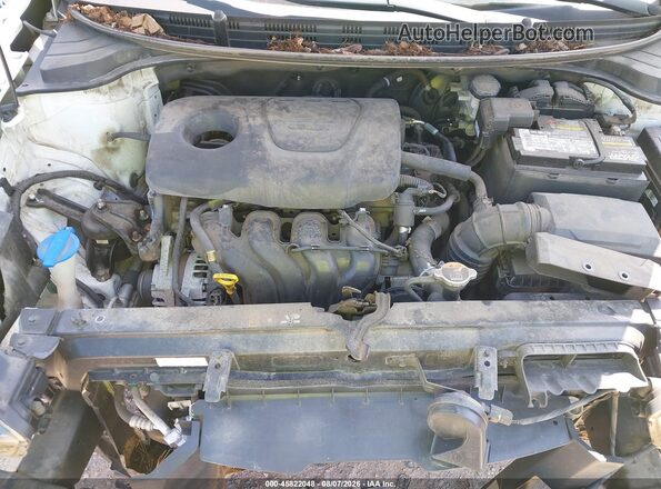 3KPA24AB3JE078593 2018 KIA RIO White Հետևի տեսք