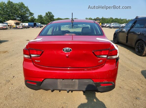 3KPA24AB4JE095256 2018 KIA RIO Красный Вид сзади
