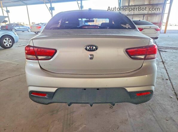 3KPA24AB5KE228236 2019 KIA RIO Silver Rear view