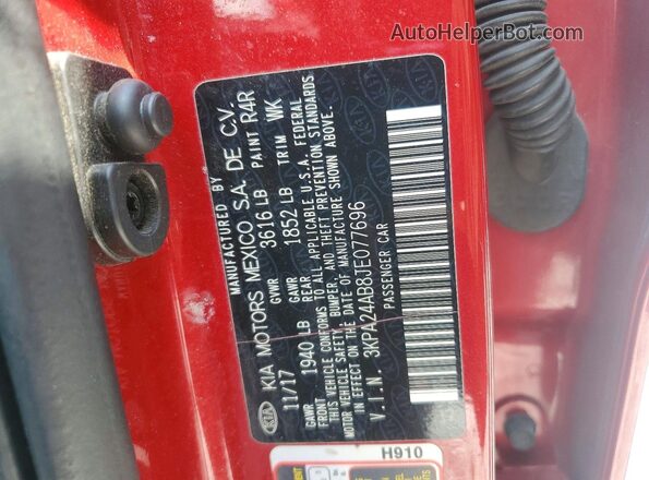 3KPA24AB8JE077696 2018 KIA RIO Red Widok komory silnika