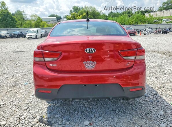 3KPA24AB8JE077696 2018 KIA RIO Red Widok z tyłu