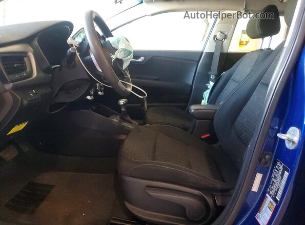 3KPA24AB9KE201914 2019 KIA RIO Blue Սալոնի դիմացի տեսք