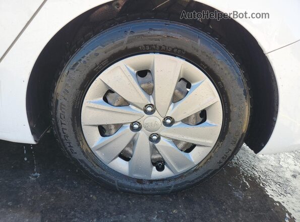 3KPA24AD1LE260572 2020 KIA RIO White 