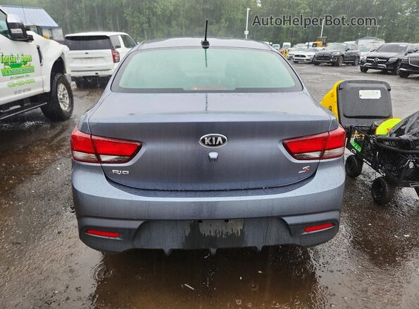 3KPA24AD1LE273323 2020 KIA RIO Blue Rear view