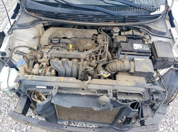 3KPA24AD1LE278358 2020 KIA RIO White Vista interior trasera