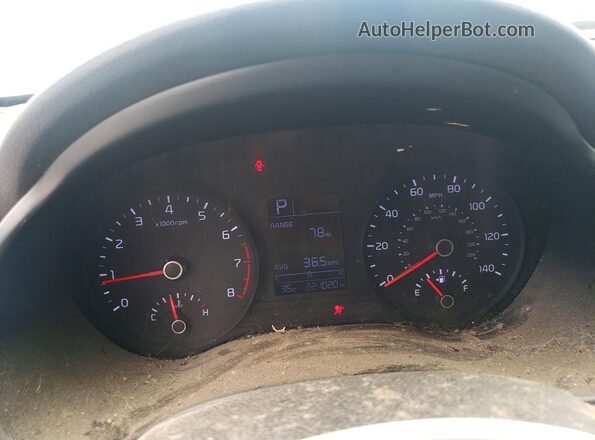 3KPA24AD1LE278358 2020 KIA RIO White Vista del cuadro de instrumentos