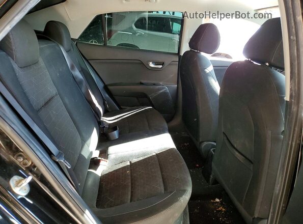 3KPA24AD1ME371026 2021 KIA RIO Black 