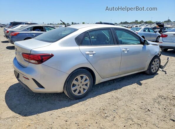 3KPA24AD1ME379157 2021 KIA RIO Silver უკანა მარჯვენა