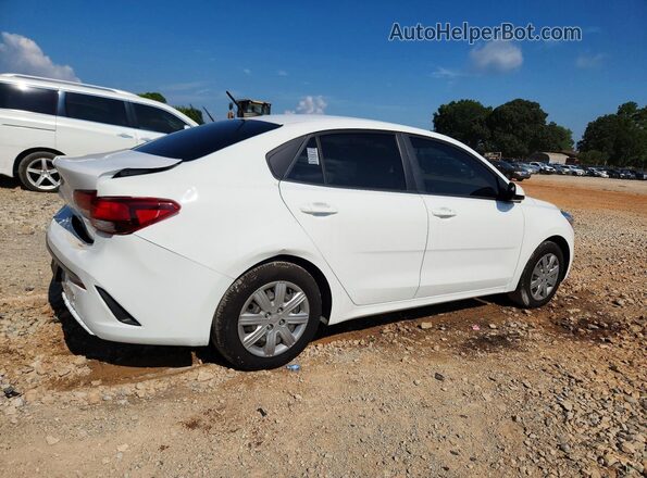 3KPA24AD2NE443899 2022 KIA RIO White Задня права чверть