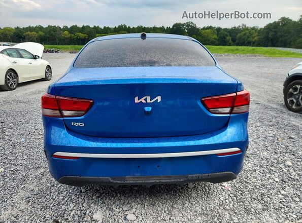 3KPA24AD2NE469810 2022 KIA RIO Blue Vista de los asientos traseros