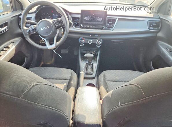3KPA24AD2PE533198 2023 KIA RIO Blue Вид панелі приладів