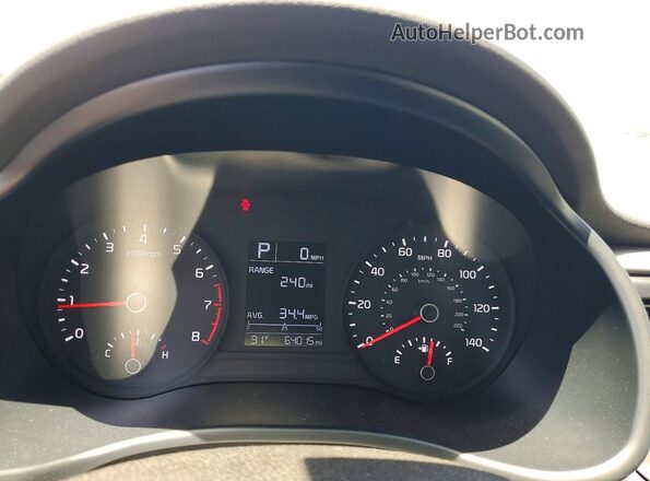 3KPA24AD3LE258158 2020 KIA RIO Белый Вид щитка приборов