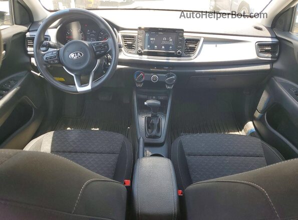 3KPA24AD3LE258158 2020 KIA RIO Белый Вид панели приборов