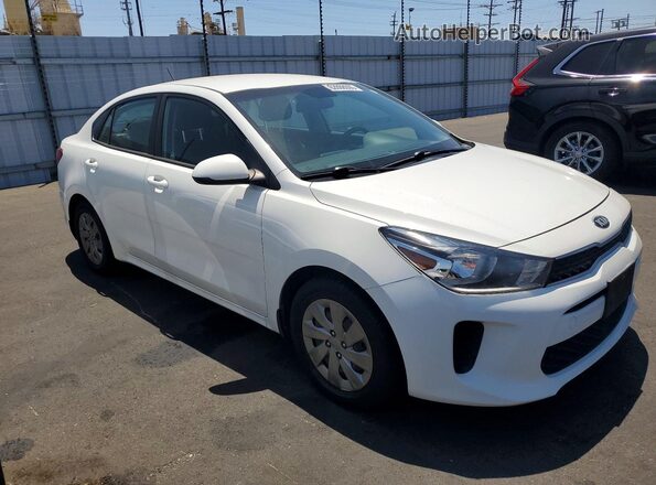 3KPA24AD3LE258158 2020 KIA RIO Белый Передняя правая четверть