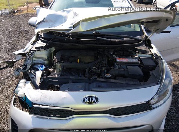 3KPA24AD3LE288440 2020 KIA RIO Silver Rear view