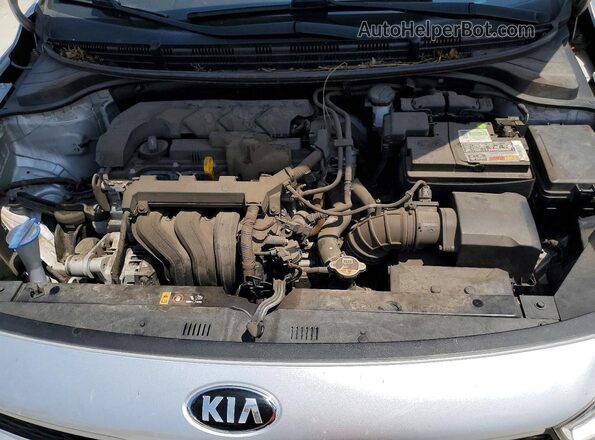 3KPA24AD3LE308945 2020 KIA RIO Silver Սալոնի հետևի տեսք