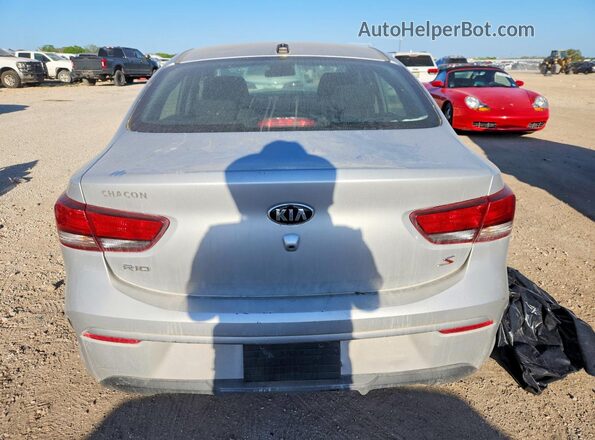 3KPA24AD3ME366300 2021 KIA RIO Gray Rear view