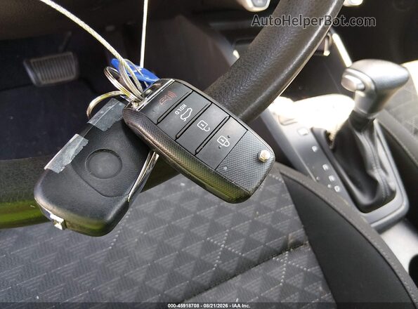 3KPA24AD4ME364393 2021 KIA RIO Silver Dashboard view