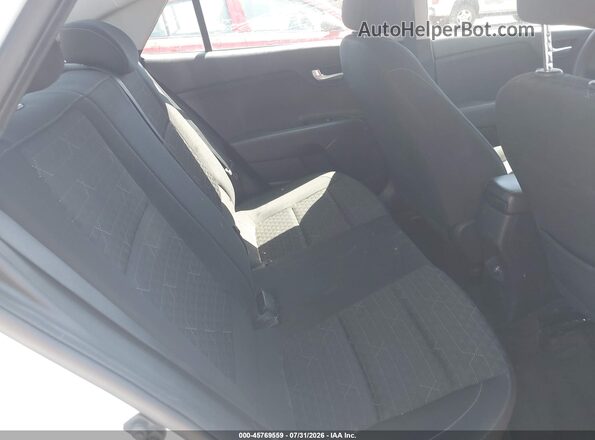 3KPA24AD4ME385888 2021 KIA RIO White Widok naklejki z numerem VIN