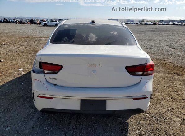 3KPA24AD4PE570687 2023 KIA RIO White უკანა ხედი