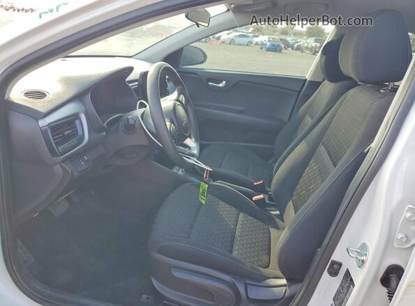 3KPA24AD4PE570687 2023 KIA RIO White წინა სალონის ხედი