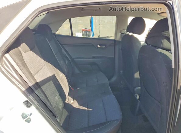 3KPA24AD4PE570687 2023 KIA RIO White უკანა სავარძლების ხედი