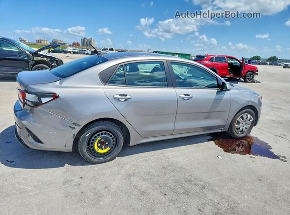 3KPA24AD4PE592544 2023 KIA RIO Серебряный Задняя правая четверть