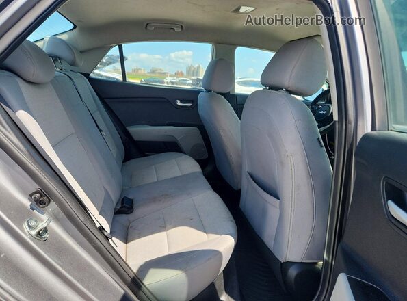 3KPA24AD4PE592544 2023 KIA RIO Серебряный Вид задних сидений