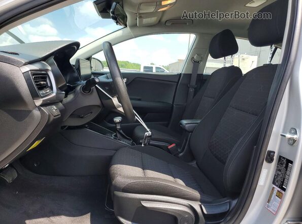 3KPA24AD4PE602408 2023 KIA RIO Silver Вид салону спереду