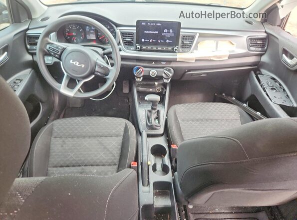 3KPA24AD4PE613554 2023 KIA RIO Black Widok deski rozdzielczej