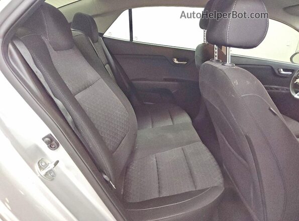 3KPA24AD4PE617510 2023 KIA RIO Silver Հետևի նստատեղերի տեսք
