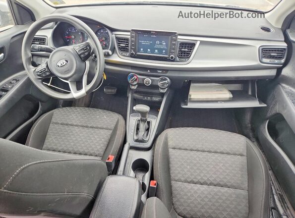 3KPA24AD5LE307425 2020 KIA RIO Silver Dashboard view