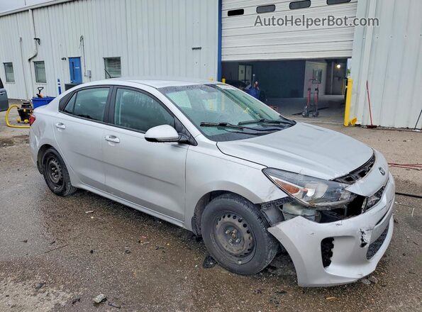 3KPA24AD5LE327352 2020 KIA RIO Серебряный Передняя правая четверть