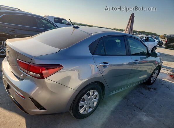 3KPA24AD5ME406375 2021 KIA RIO Silver Задня права чверть