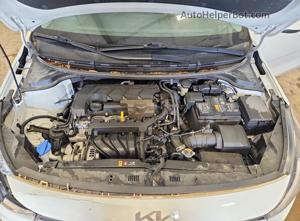 3KPA24AD5PE567815 2023 KIA RIO White Սալոնի հետևի տեսք