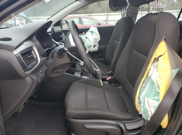 3KPA24AD5PE591239 2023 KIA RIO Black Front interior view