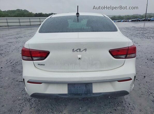 3KPA24AD5PE613112 2023 KIA RIO White Vista trasera
