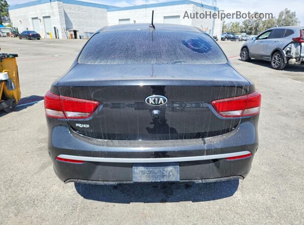 3KPA24AD6ME383253 2021 KIA RIO Черный Вид сзади