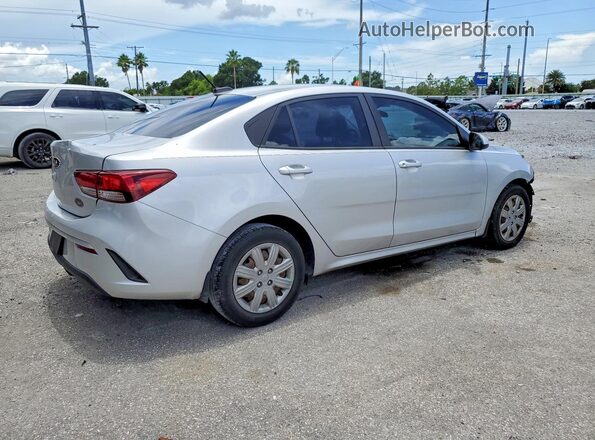 3KPA24AD6ME412282 2021 KIA RIO Серебряный Задняя правая четверть
