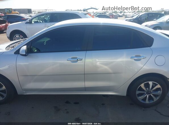 3KPA24AD6ME424416 2021 KIA RIO Silver 