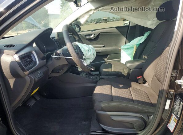 3KPA24AD6PE549145 2023 KIA RIO Black Widok wnętrza z przodu