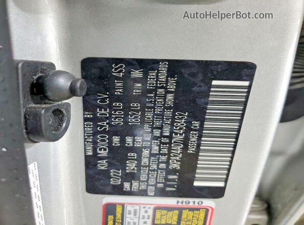 3KPA24AD7NE458432 2022 KIA RIO Silver Widok naklejki z numerem VIN
