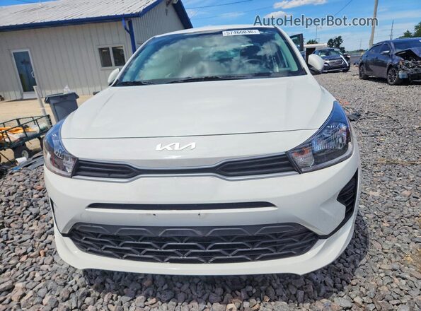 3KPA24AD7PE530085 2023 KIA RIO Белый Вид спереди