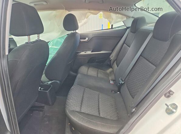3KPA24AD7PE530085 2023 KIA RIO Белый Вид задних сидений