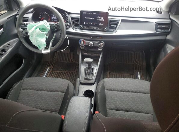3KPA24AD7PE600359 2023 KIA RIO Red Widok deski rozdzielczej
