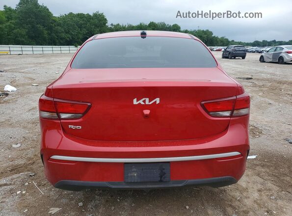 3KPA24AD7PE600359 2023 KIA RIO Red Widok z tyłu