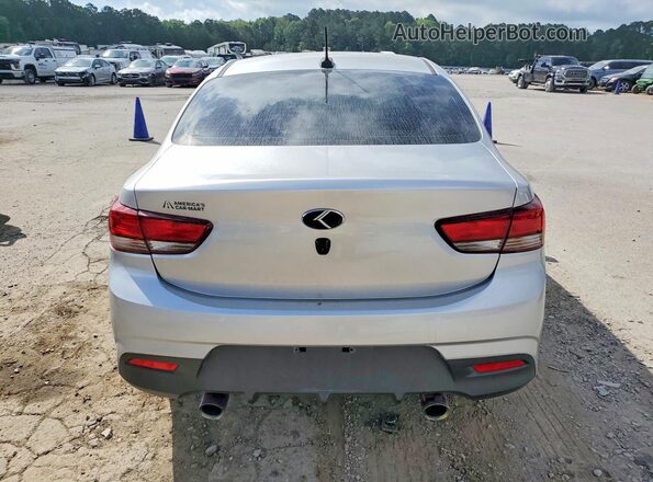 3KPA24AD8LE298557 2020 KIA RIO Silver Հետևի տեսք