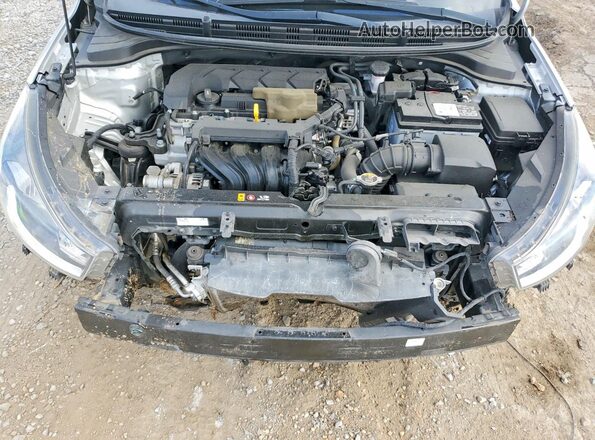 3KPA24AD8LE298557 2020 KIA RIO Silver Սալոնի հետևի տեսք